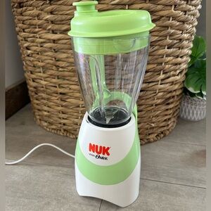 Nuk Smoothie and Baby Food Maker Green White Blender Baby Food Making Like New